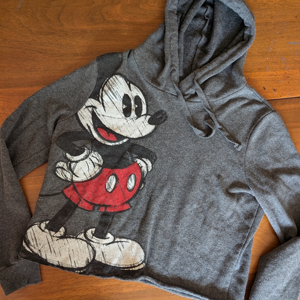Mickey mouse sweatshirt cropped with roll bottom medium